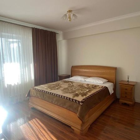Appartement Avec 2 Chambres En Centre Ville Кишинёв Экстерьер фото